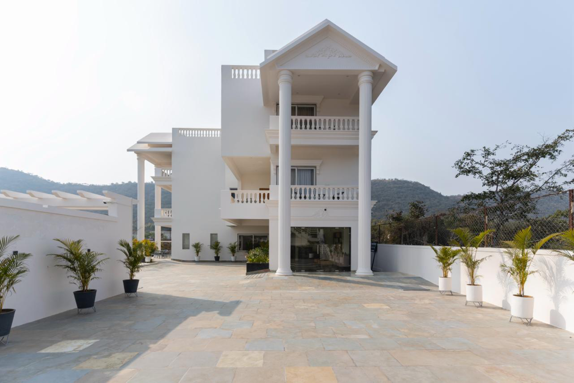Luxurious 8 Bedroom Villa - VODRJ47-Udaipur-banner