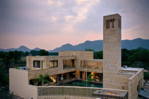 3 Bedroom Luxurious Courtyard - Villa-RutiSa-banner
