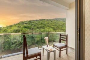 Serene 2 BHK Stay near Fateh Sagar Lake - Lakecity-Heights-banner