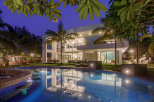 Elegant 5 Bhk Mountain View Villa In Alibaug - Capri-Villa-banner