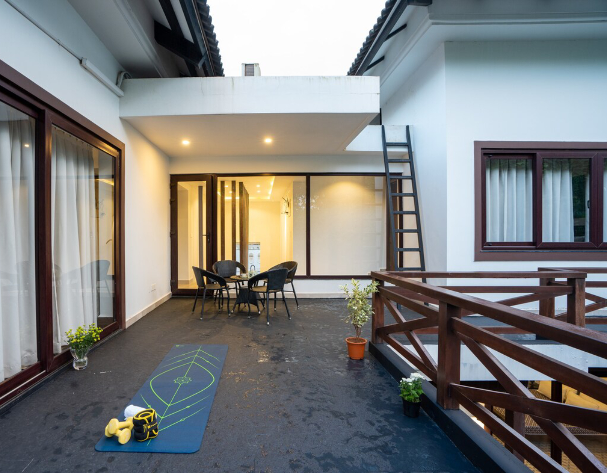 Indah-4