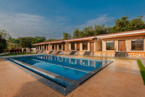 8 Bedroom Villa With Mountain View In Karjat - Mango-Splash-banner