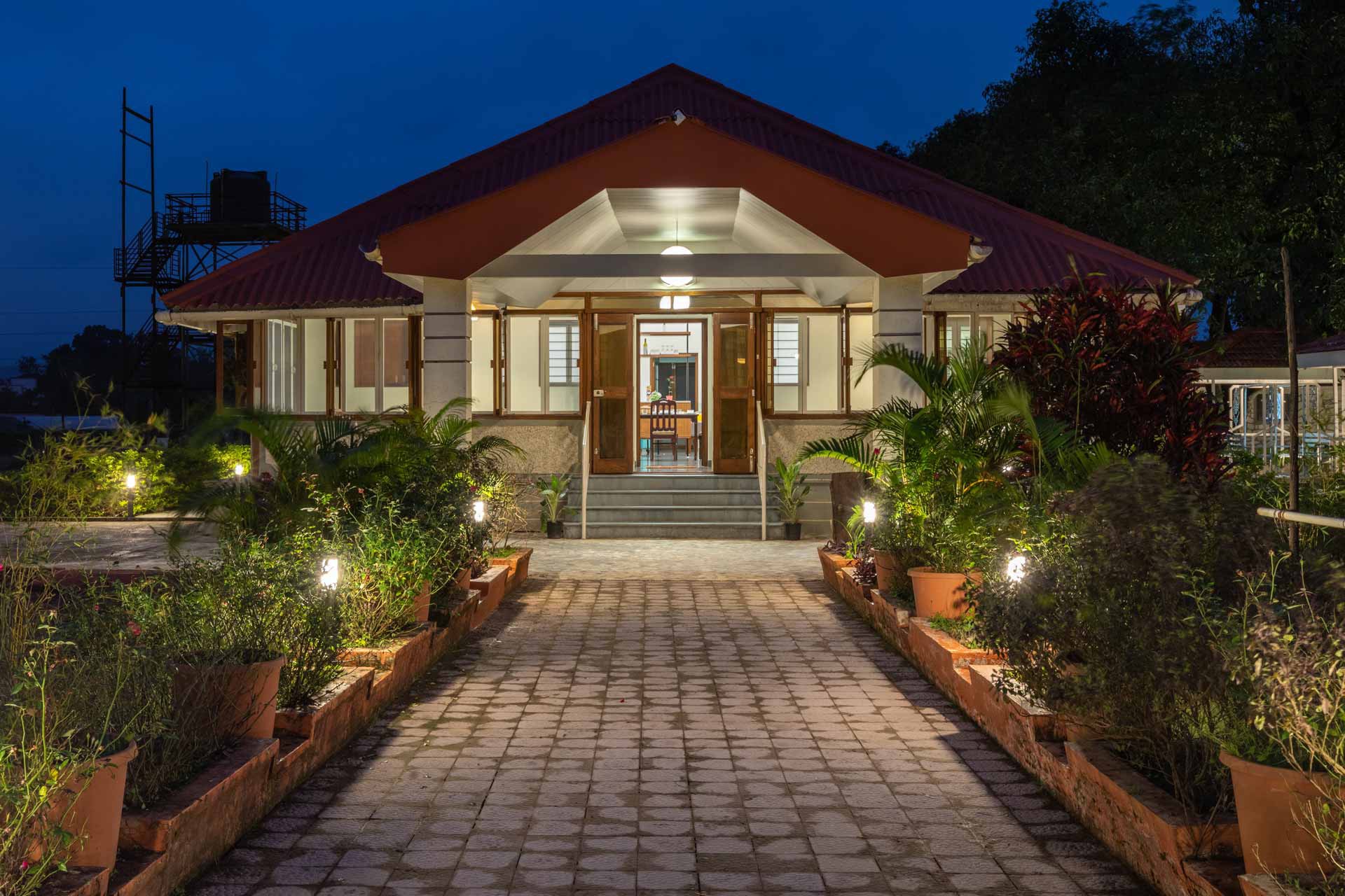 Luxury heritage charm 5 BHK villa in lonavala - Aangan-banner