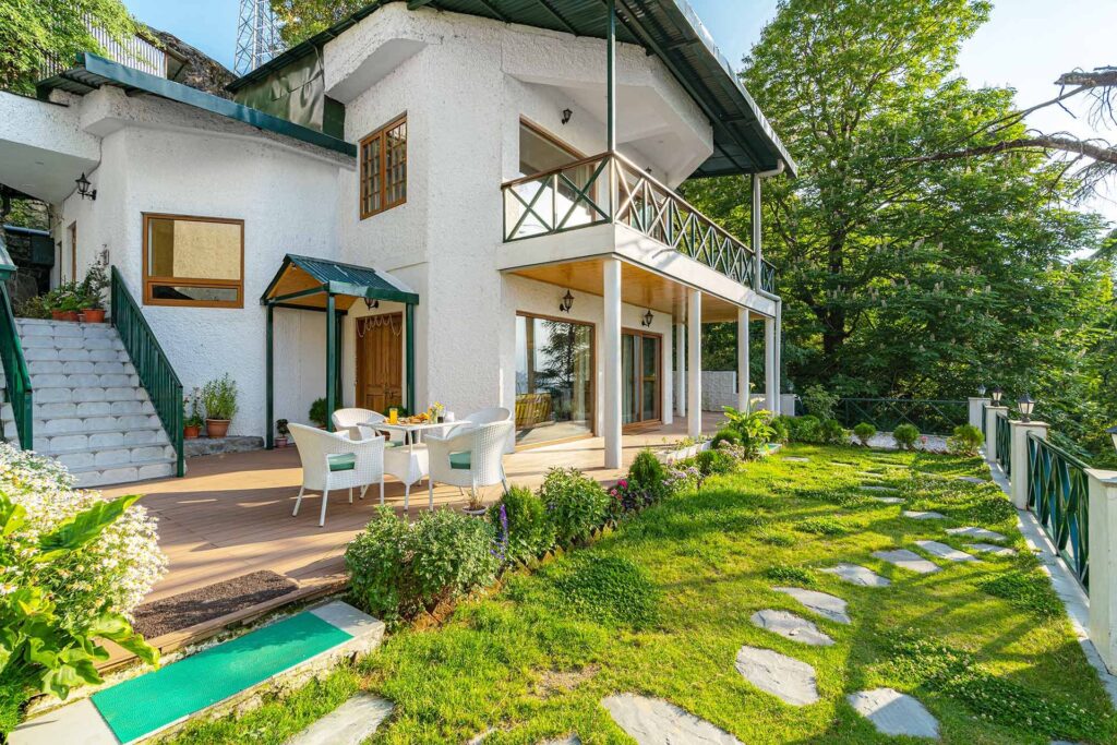 VODUK65 – Luxury 3 BHK Villa With Lawn In Mussoorie