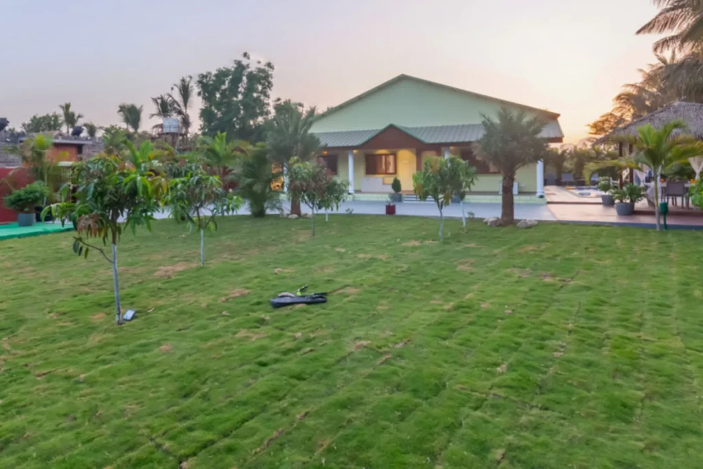 VODMH77 – Luxury 3 BHK Hill View Villa In Karjat