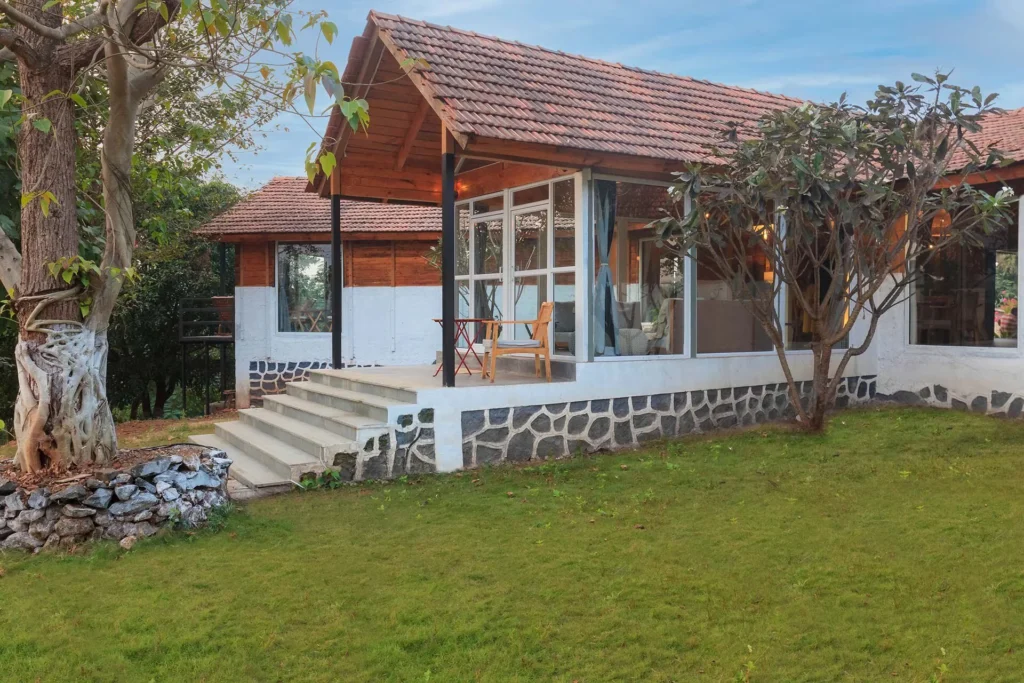 VODMH93 – Luxury 4 BHK Mountain View Villa In Karjat