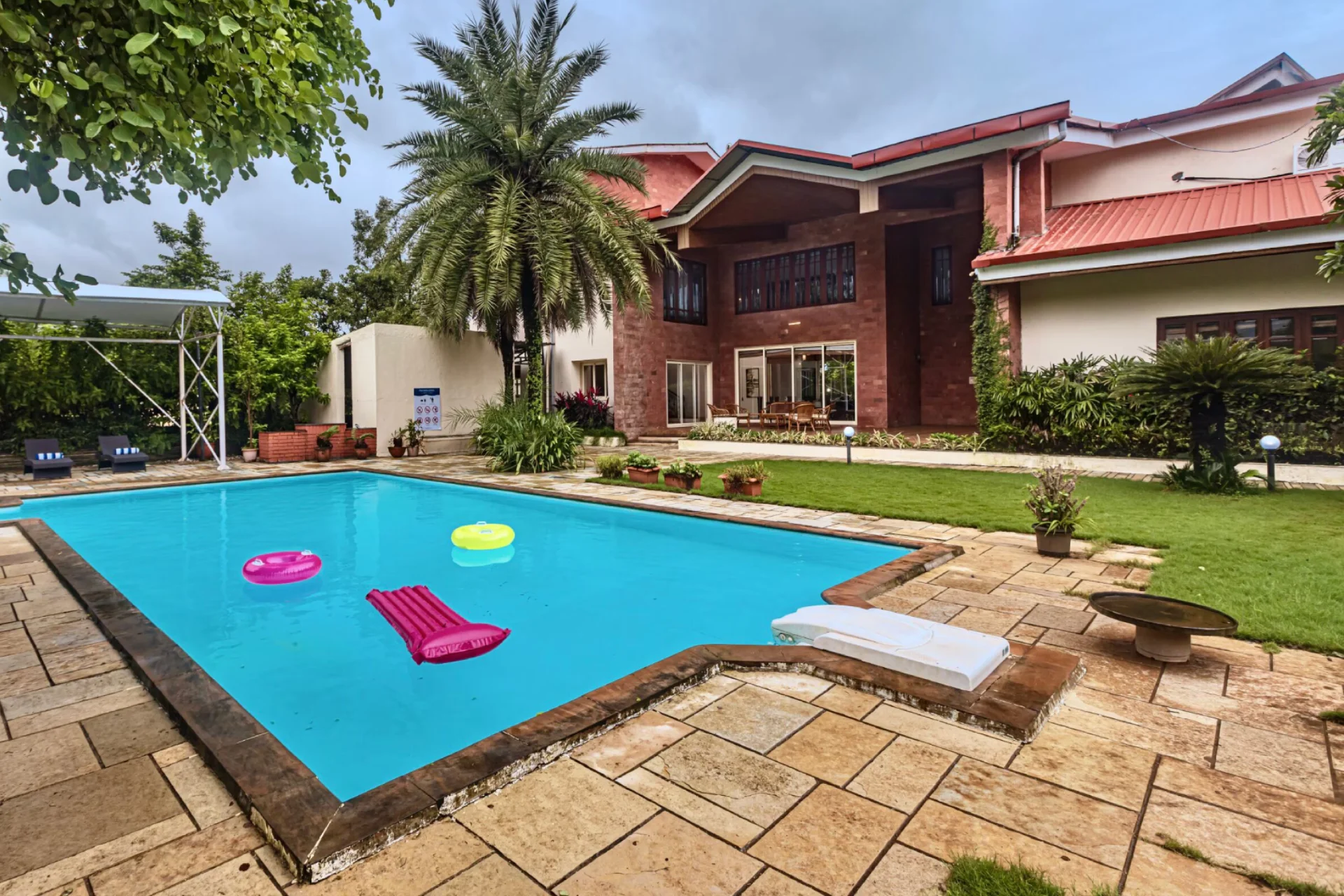 VODMH140-Karjat-banner