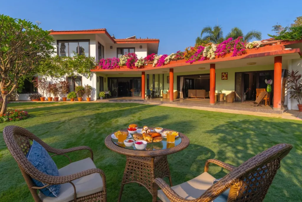 VODMH172 – Luxury 4 BHK Jacuzzi Villa In Alibaug