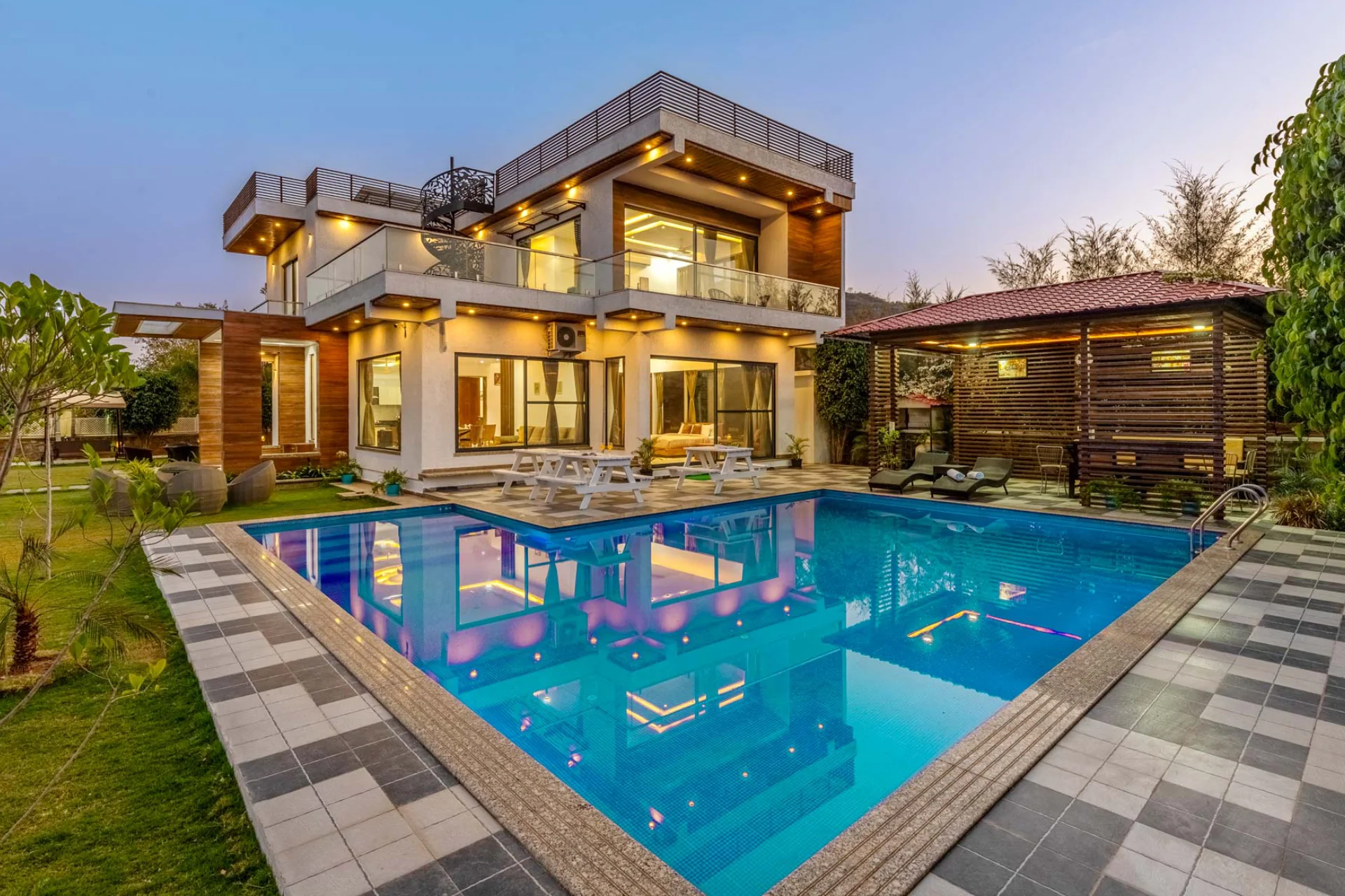Luxury 6 BHK Mountain View Villa - VODRJ119-Udaipur-banner