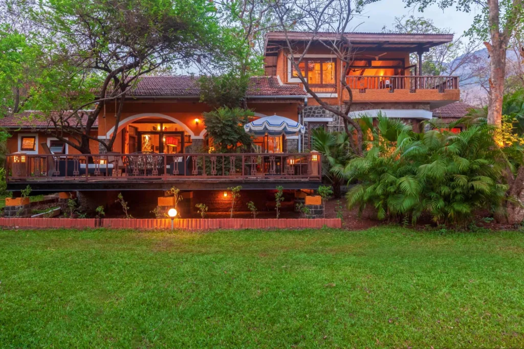 VODMH191 – 4 BHK Villa With Gazebo In Alibaug