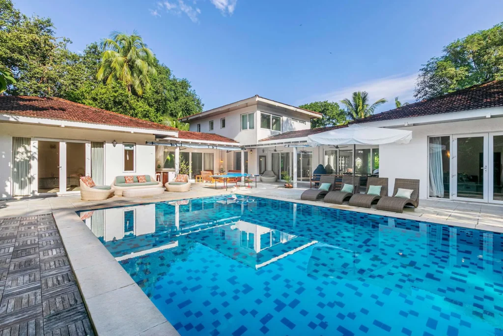 VODMH204 – 5 BHK Villa With Garden In Alibaug