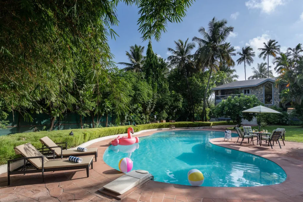 VODMH211 – 3 Bedroom Beach Side Pool Villa In Alibaug