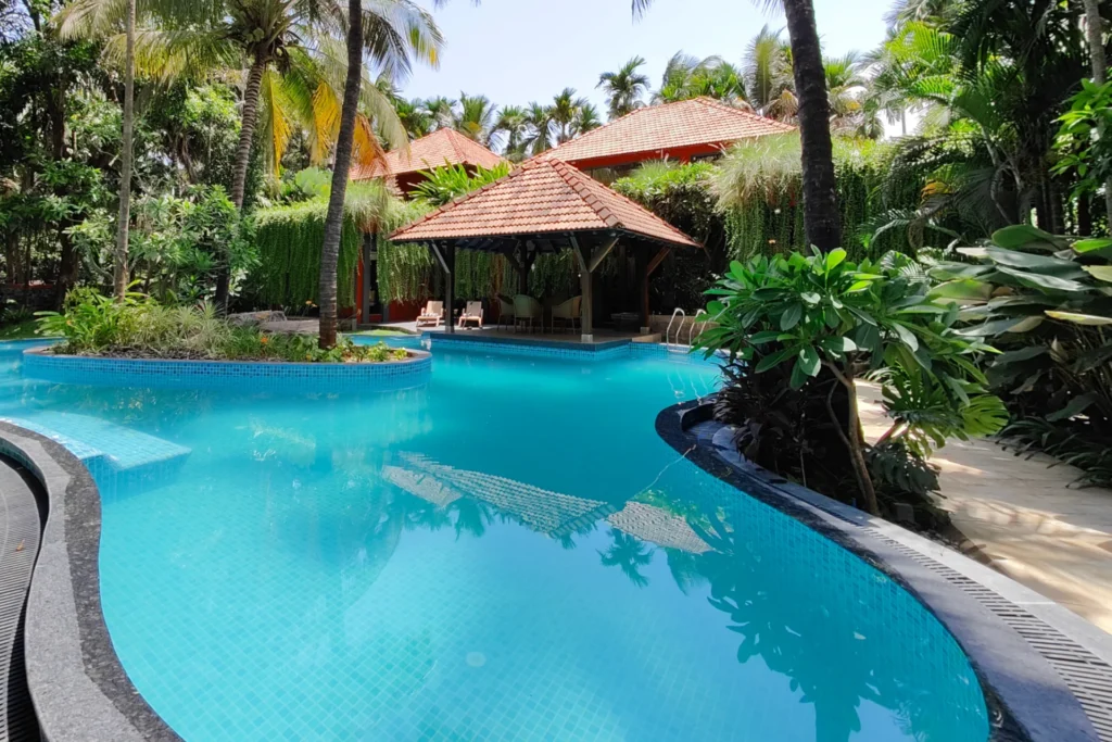 VODMH237 – 4 BHK Villa With Poolside Gazebo In Alibaug