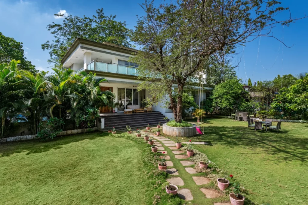 VODMH243 – 7 Bedroom Pool Villa In Alibaug