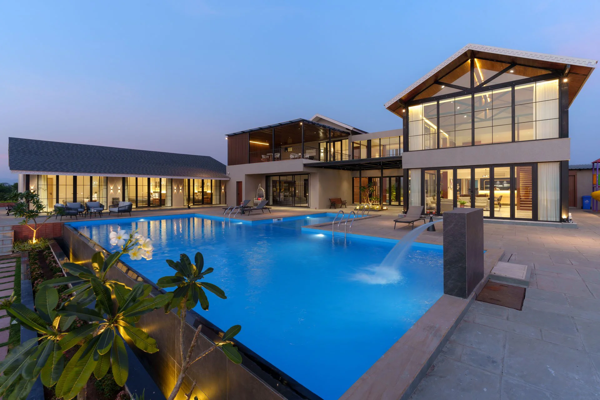 7 BHK Villa with Jacuzzi - VODMH268-Igatpuri-banner