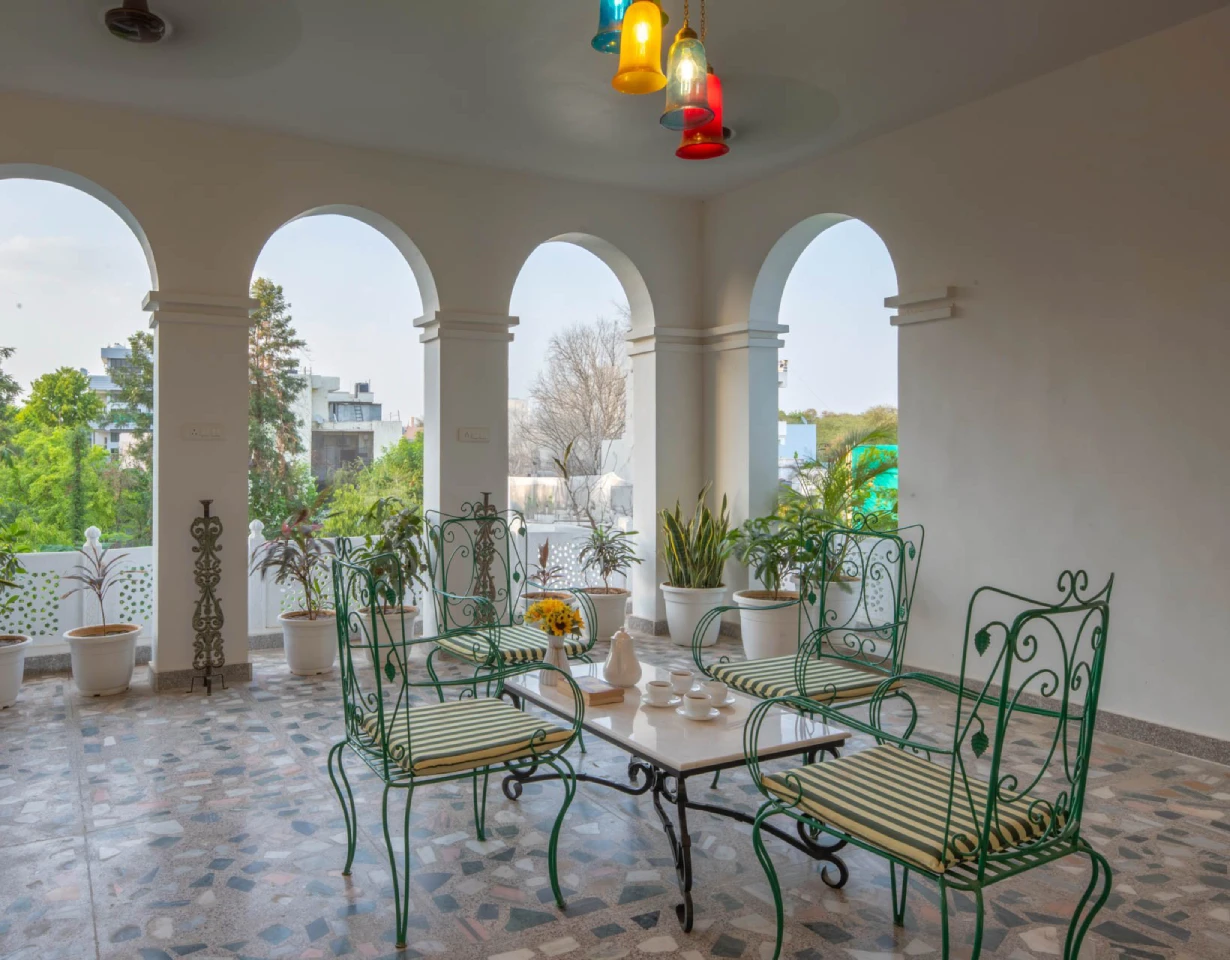VODRJ167-Jaipur-2