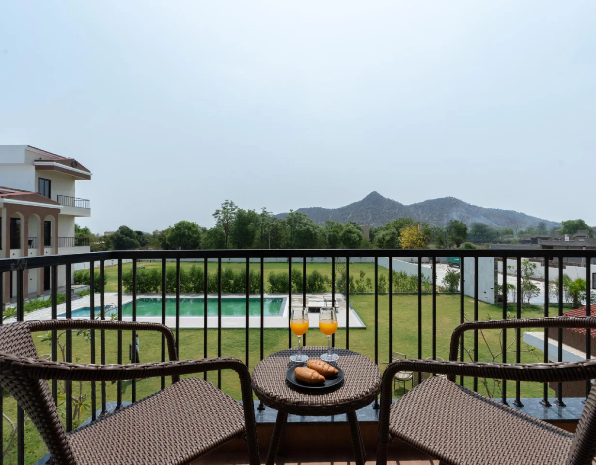 VODRJ169-Jaipur-2