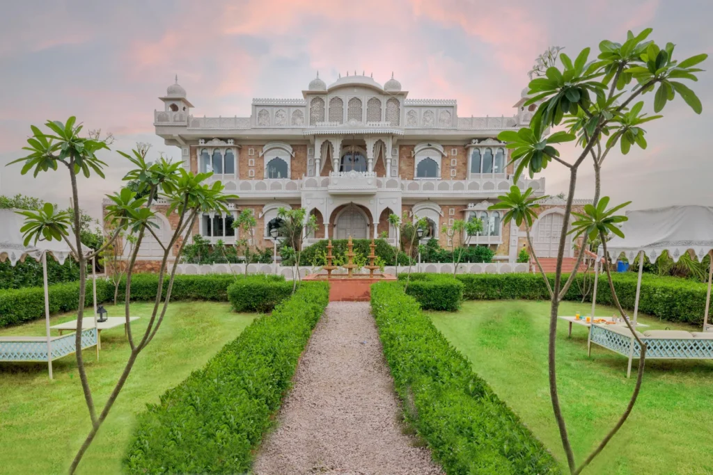 VODRJ206 – 4 BHK Jacuzzi Villa In Jaipur
