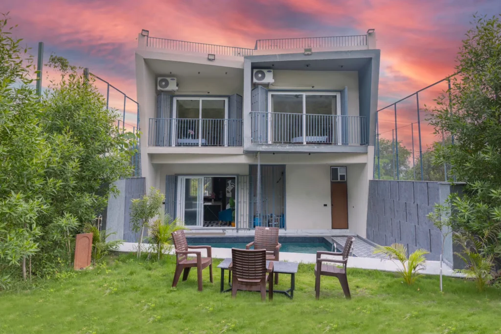 VODRJ214 – 2 BHK Villa With Terrace In Udaipur