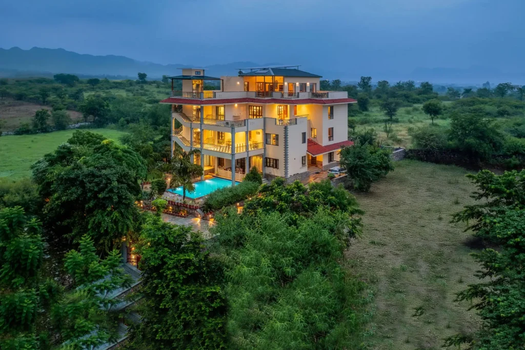VODRJ128 – 8 Bedroom Luxe Stay In Udaipur