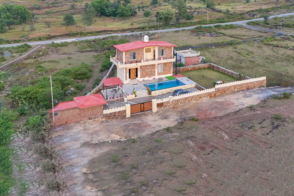 VODRJ246 – 3 BHK Villa With Private Pool In Udaipur