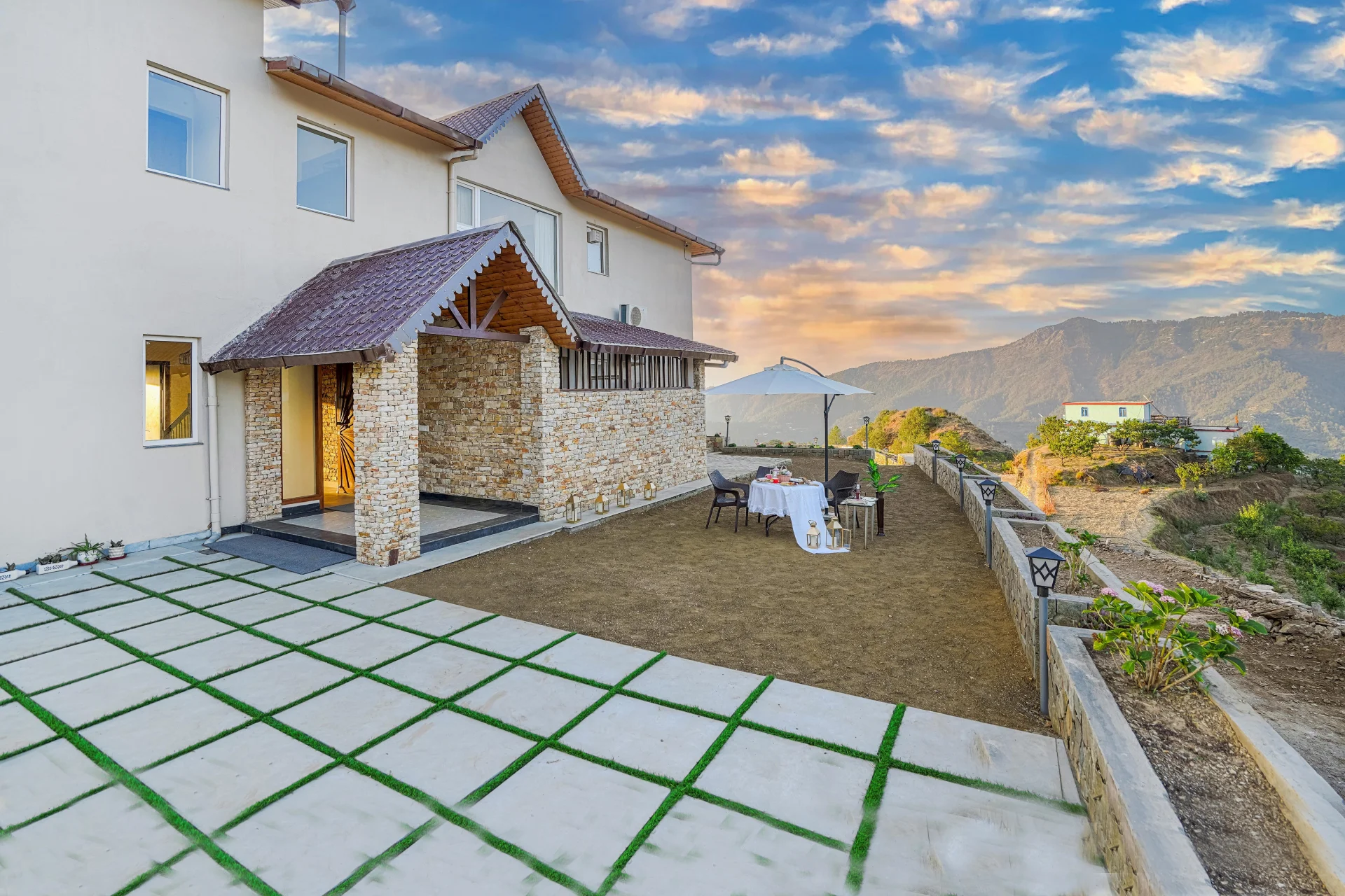 5 BHK Villa With Mountain View In Mukteshwar - VODUK93-Mukteshwar-banner