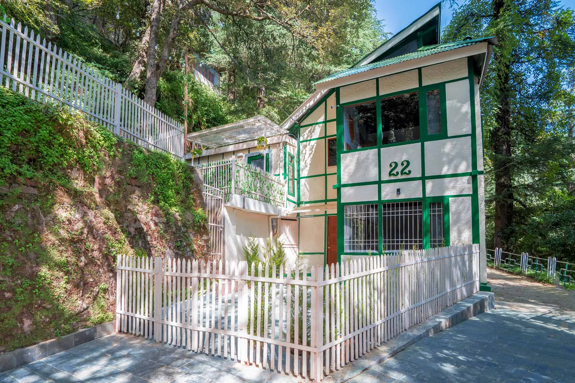 3 Bedroom Villa with Terrace in Shimla - VODHP16-Shimla-banner