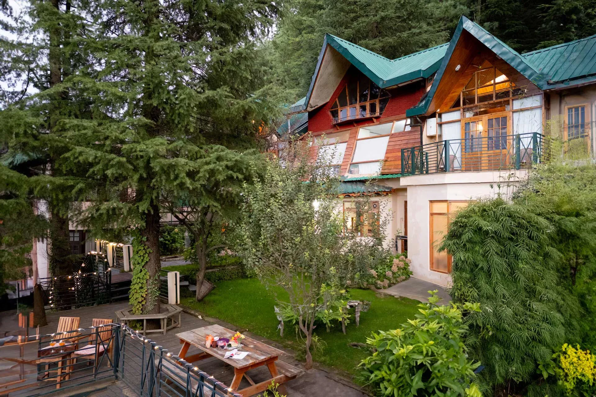 3 BHK Mountain View Villa in Shimla - VODHP19-Shimla-banner