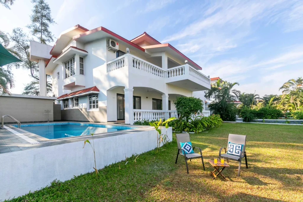 VODMH296 – 4 BHK Villa With Lawn In Lonavala