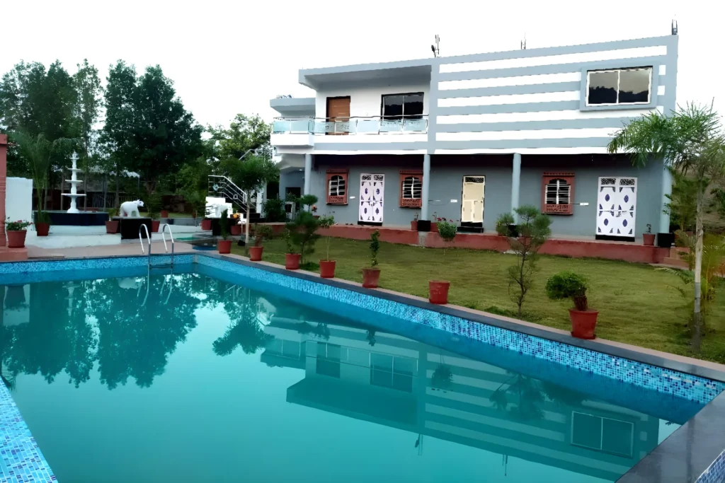 VODRJ261 – 6 Bedroom Private Pool Villa In Udaipur