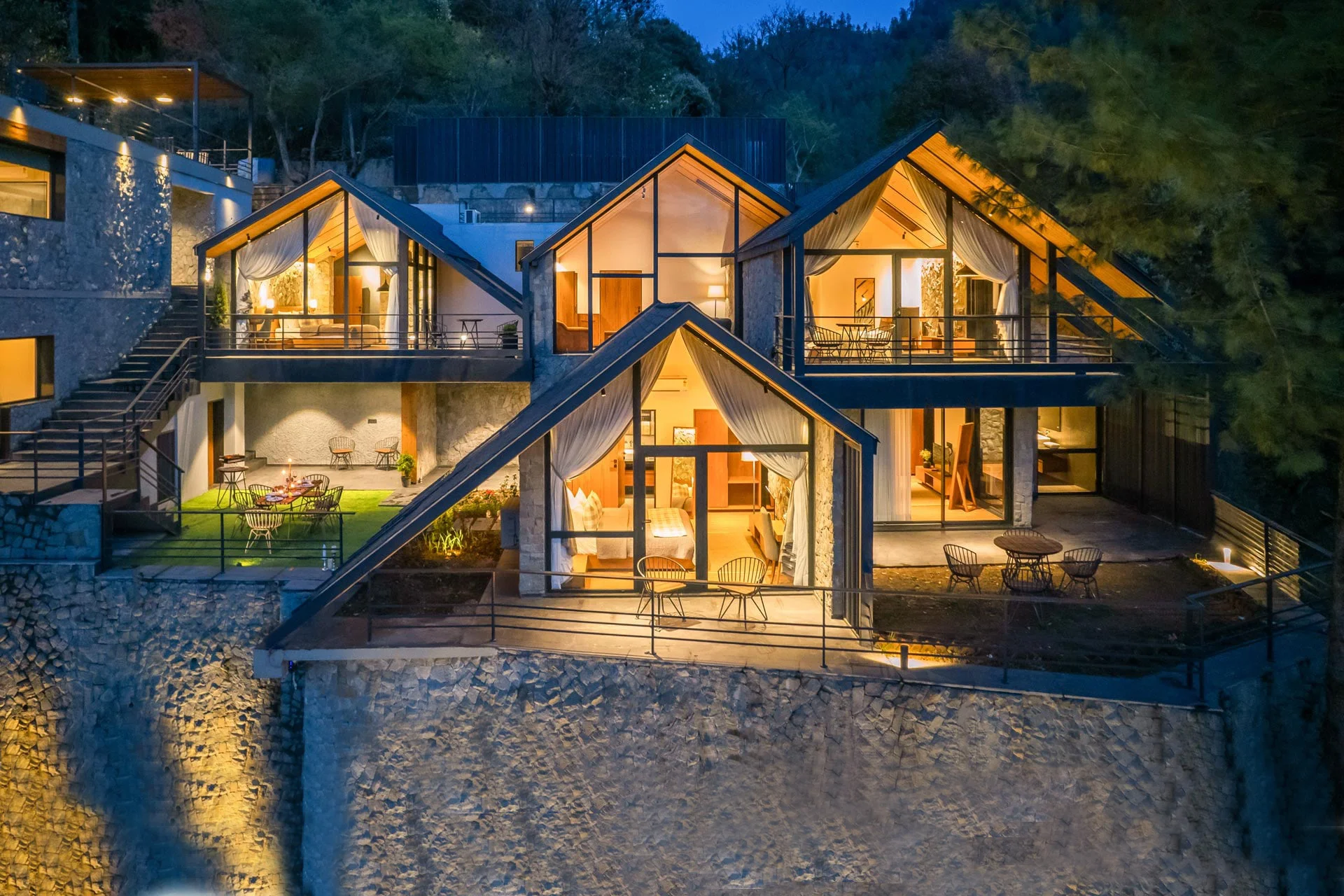 7 BHK Villa with Sun Deck - VODHP23-Shimla-banner