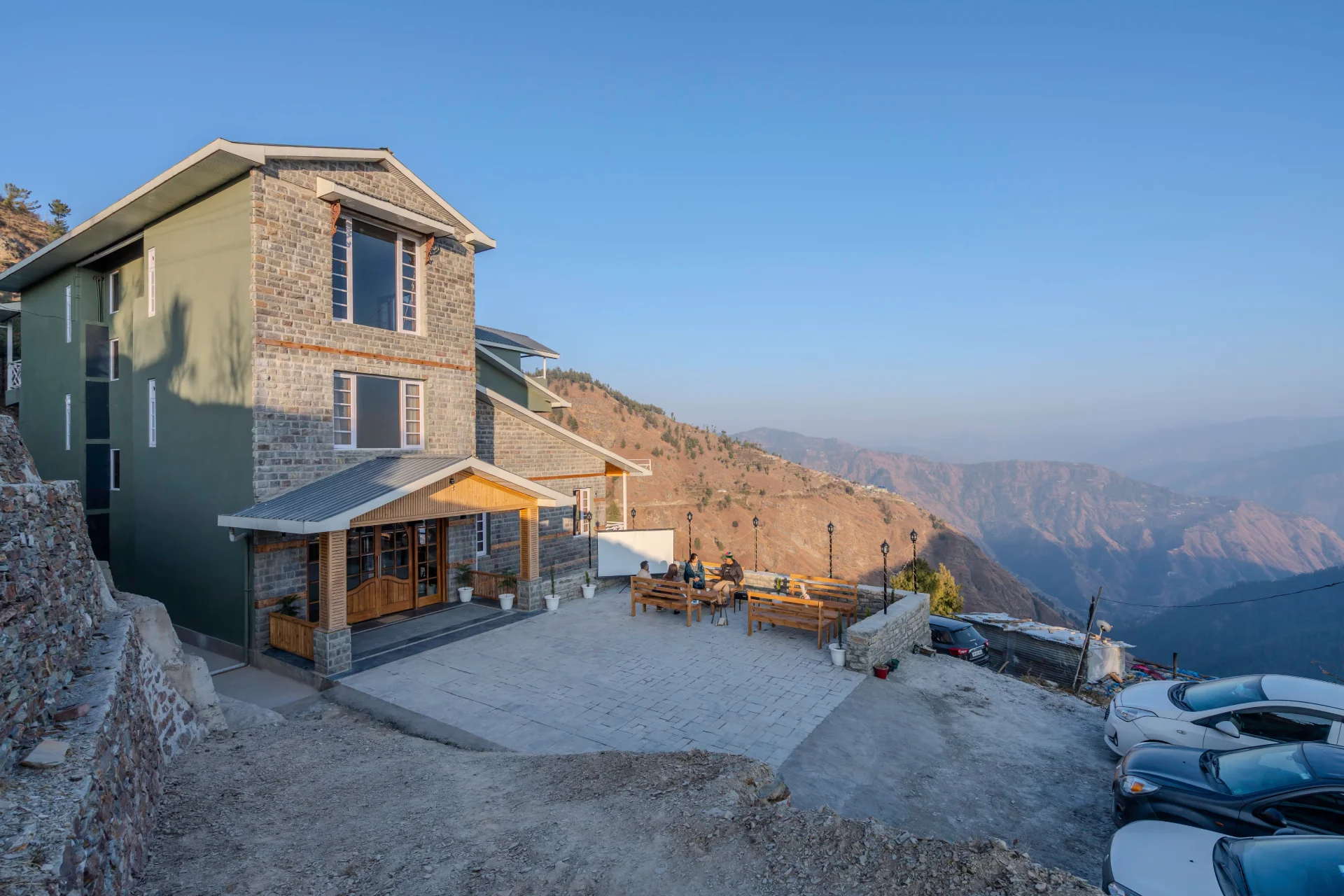6 Bedroom Valley View Villa In Shimla - VODHP28-Shimla-banner